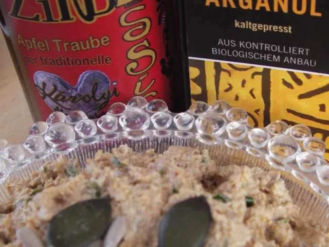 Zirbenessig-Aufstrich