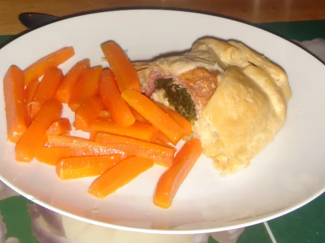 Italienischer Blätterteigstrudel