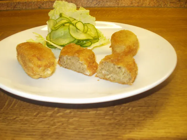 Faschiertes im Strudelteig