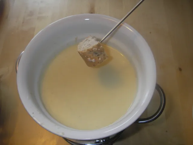  Käsefondue steirisch
