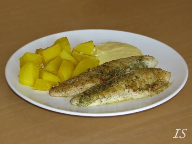 Zander mit Curcuma-Kartoffeln