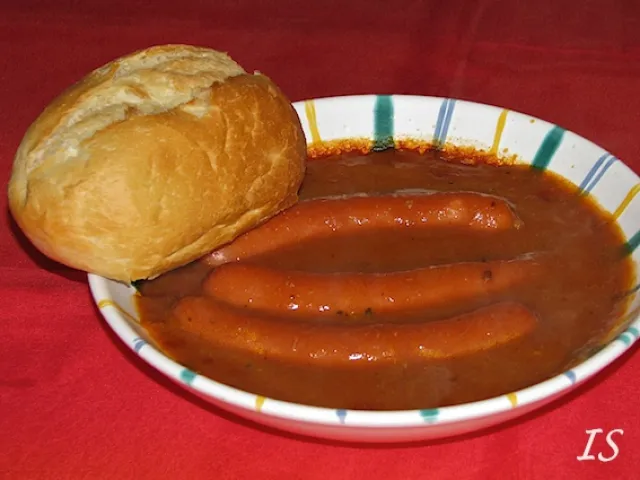 Würstl mit Saft