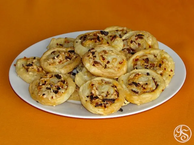 Chili-Zwiebel-Schnecken