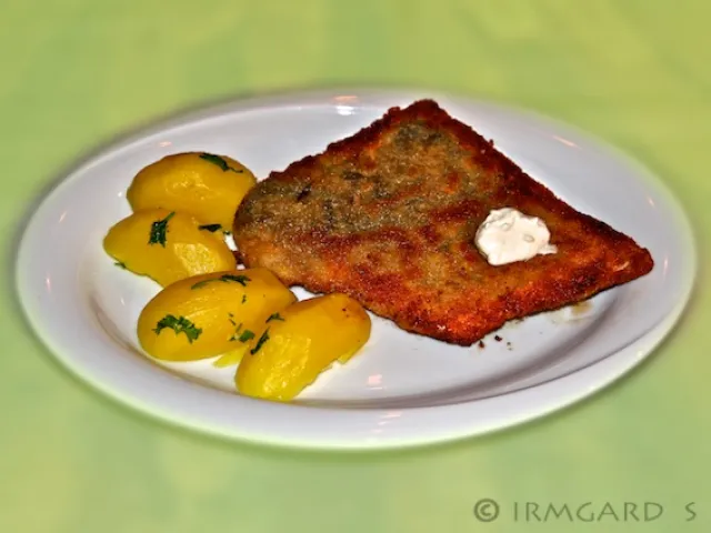 Gebackenes Karpfenfilet