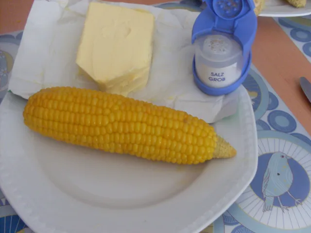 Gekochte Maiskolben / Kukerutz