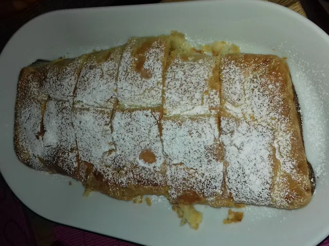 Apfelstrudel