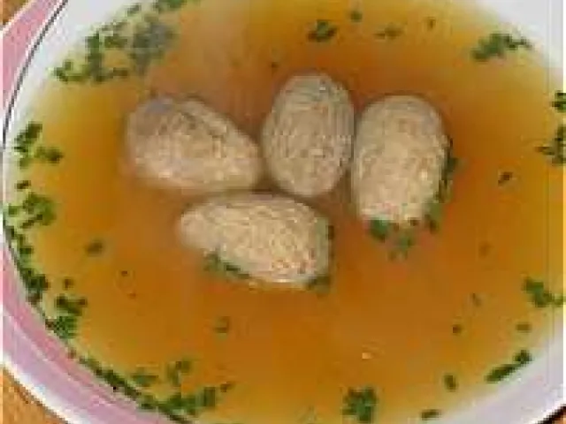 Lebernockerlsuppe