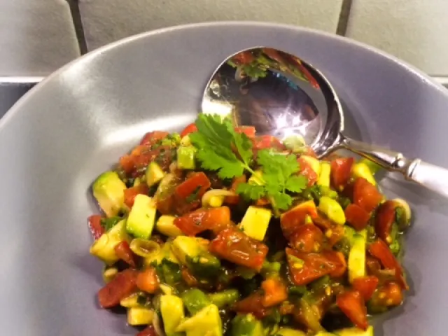  Avocado-Tomatensalat