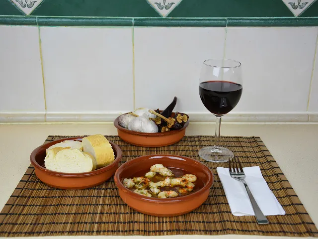 Gambas al Ajillo - spanische Knoblauch Garnelen