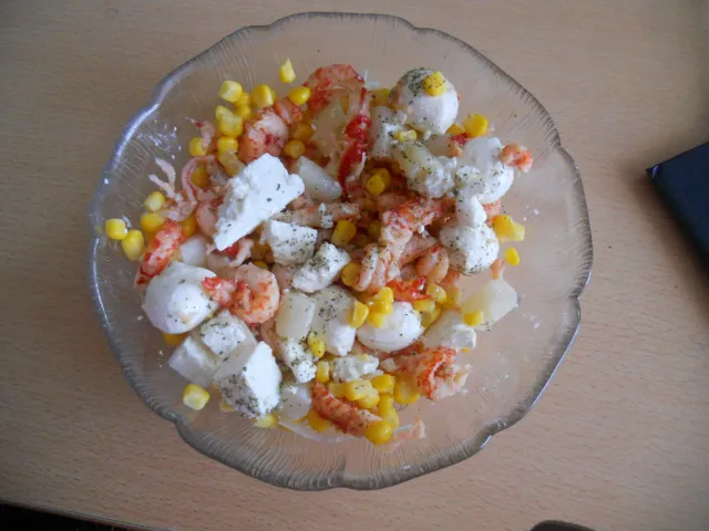 Mediterraner Louisianakrabbensalat 