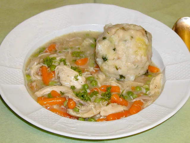 Einmachhuhn (Frikasseehuhn)