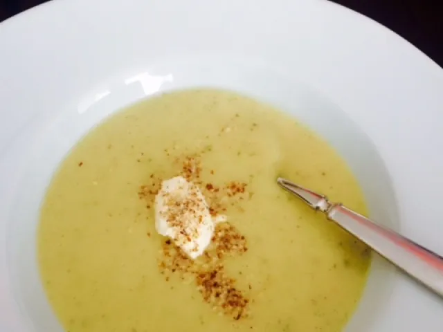 Erdäpfel-Topinambur Suppe