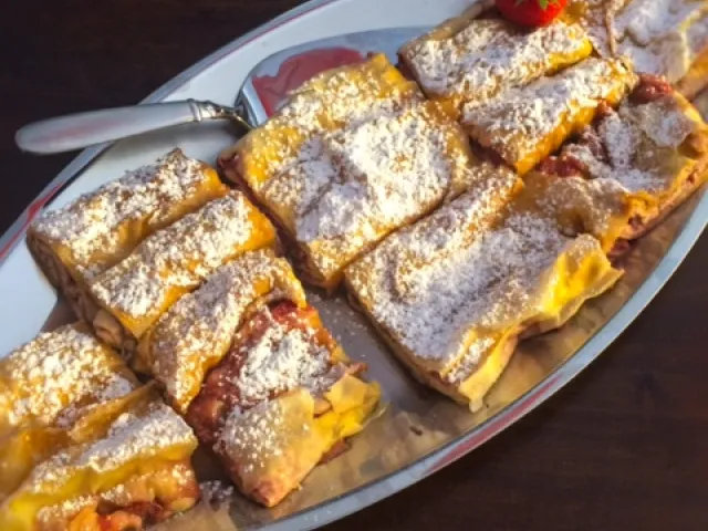 Erdbeer-Topfen Strudel