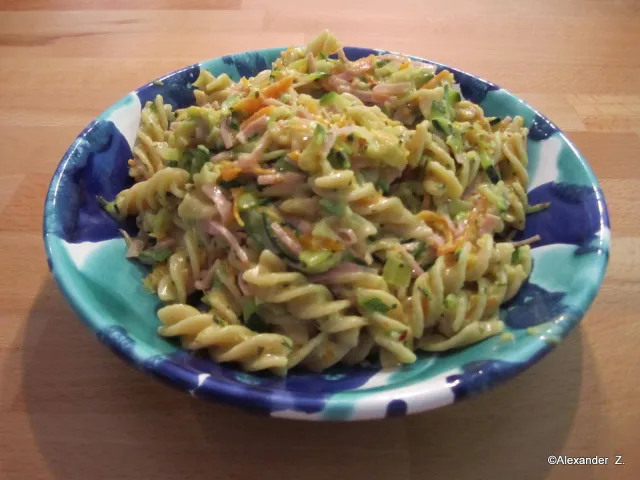 Vollkornspiralen mit Schinken und Gemüse