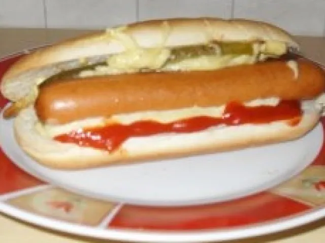 Klassicher Hot Dog