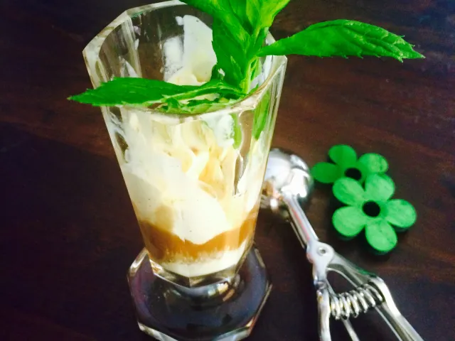AFFOGATO- italienische Spezialität 
