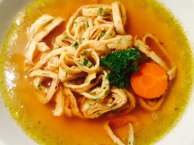 Kräuter- Frittaten Suppe 