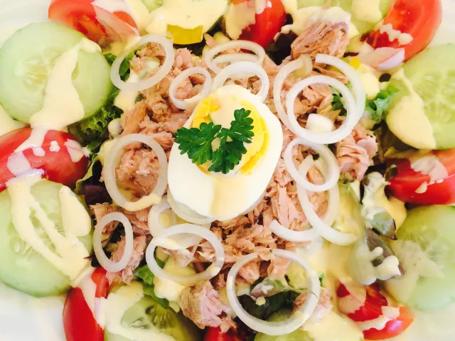 Thunfisch Salat mit French Dressing