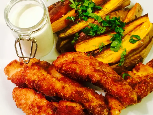 Kokoshähnchen- Süßkartoffel Wedges- Limetten Dip