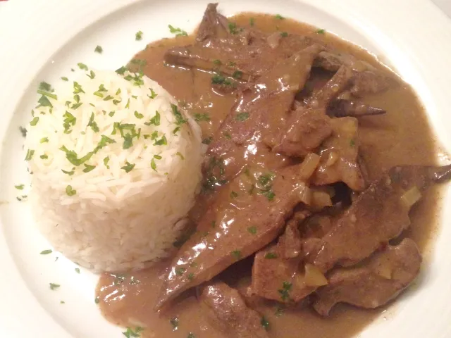 Geröstete Leber in Weinsauce