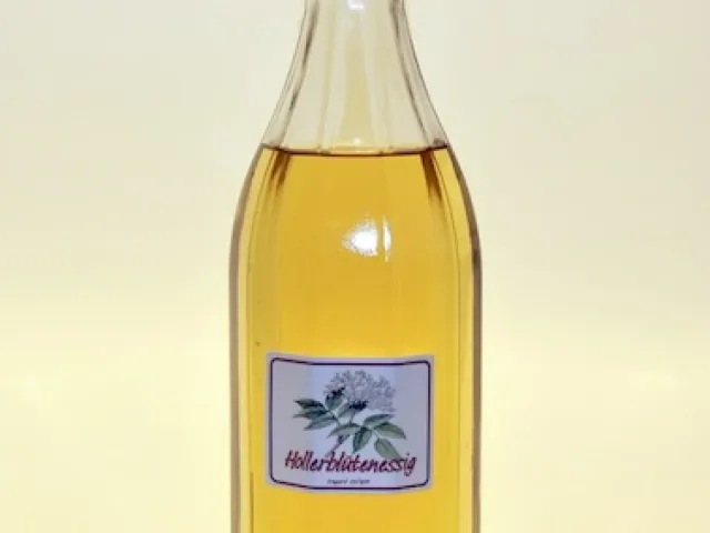Hollerblütenessig
