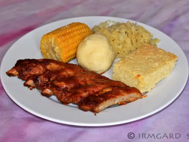 Spareribs mit Cornbread