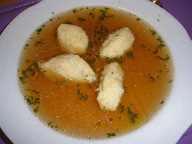 Polenta-Grieß-Nockerl