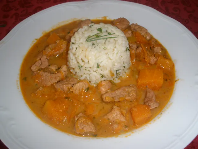 Kürbisfleisch mit Kräuterreis