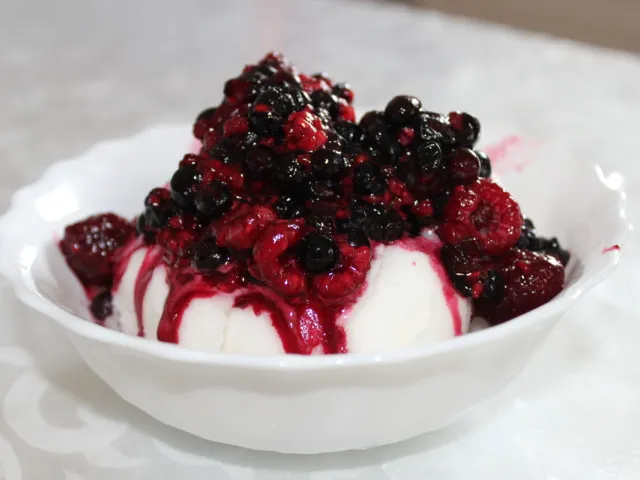 Beeren-Zitronensorbet