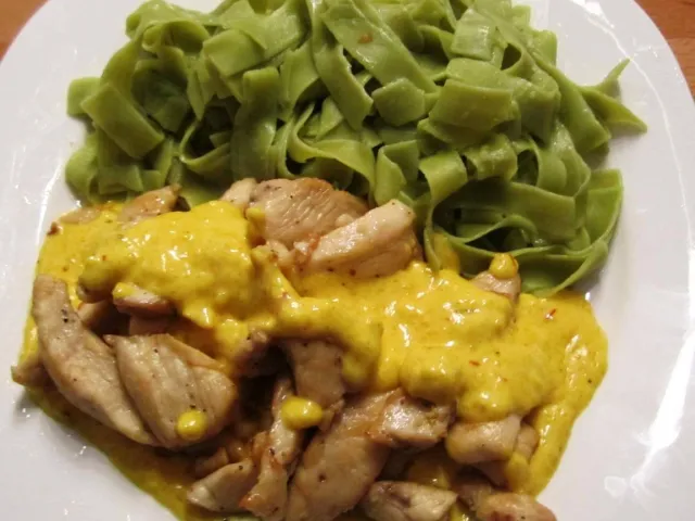 Truthahngeschnetzeltes in Safran Buttersauce