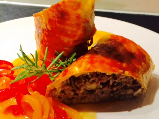 Rindfleisch-Zwiebel Strudel