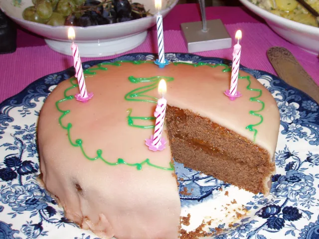 Sachertorte mit Marzipan