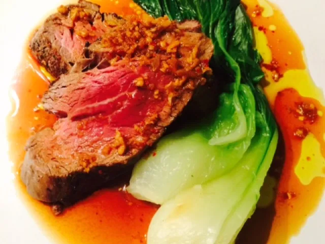 STEAK vom Rind mit Ingwer - Knoblauch Sauce