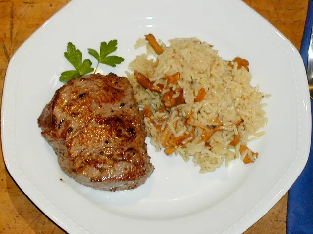Steak mit Schwammerlreis