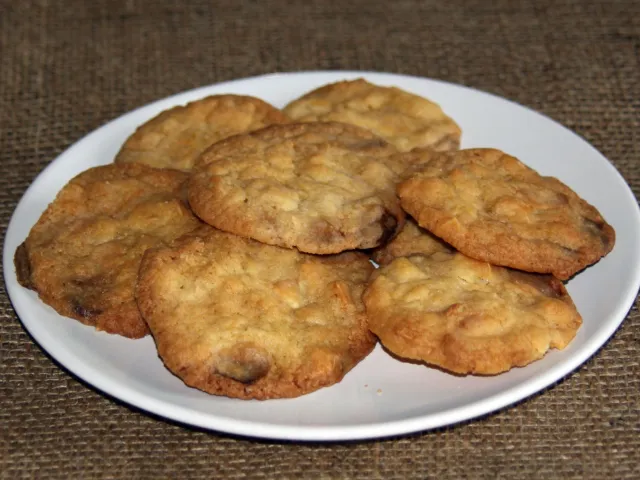 White Chocolate Chip Cookies
