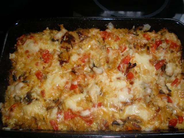 Überbackene Wurst - Gemüsenudeln